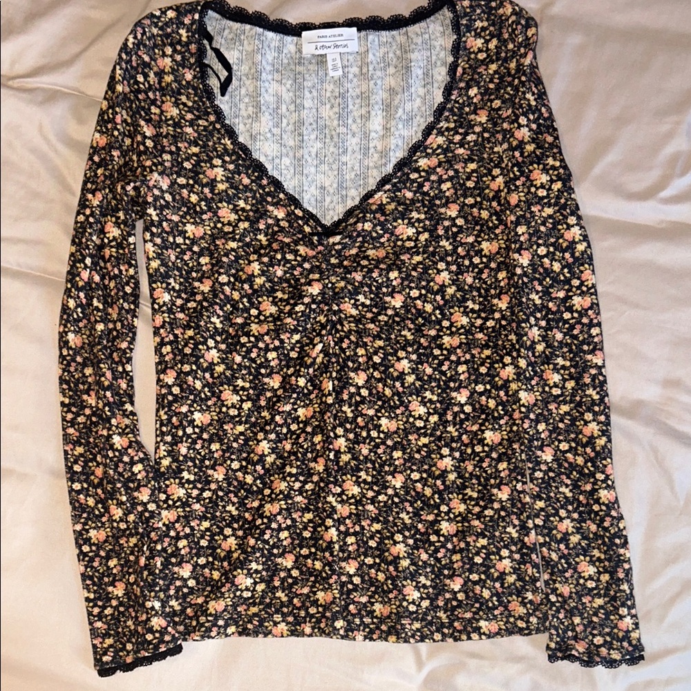 & Other Stories Floral Long Sleeve - Picture 2 of 3